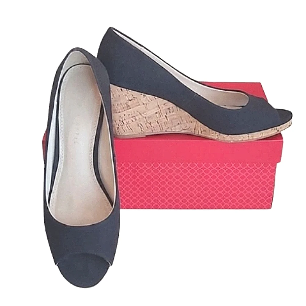 Kelly & Katie Kaydena Wedge Sandals Peep Toe Slip On 3 Inch Heel Canvas Shoes 9